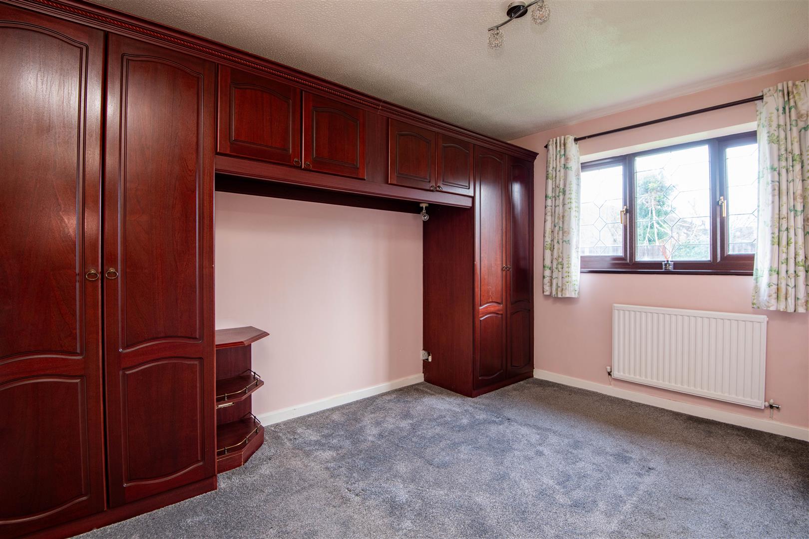 3 bed property in The Oaks, Preston